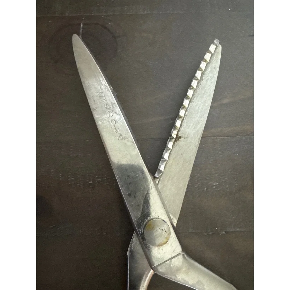 Wiss CC-9 Pinking Shears Vintage Silver Steel Zig Zag Sewing Scissors USA Made